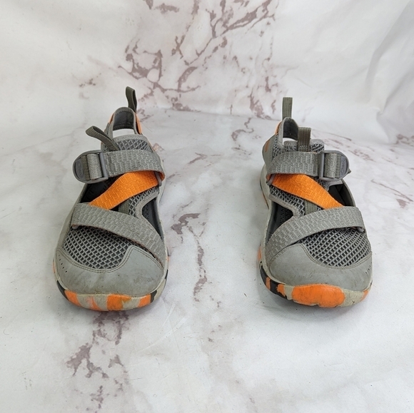 Chaco Sandal Mens Size 9 Gray Orange Shoe Sport Adjustable Odyssey - Picture 3 of 9